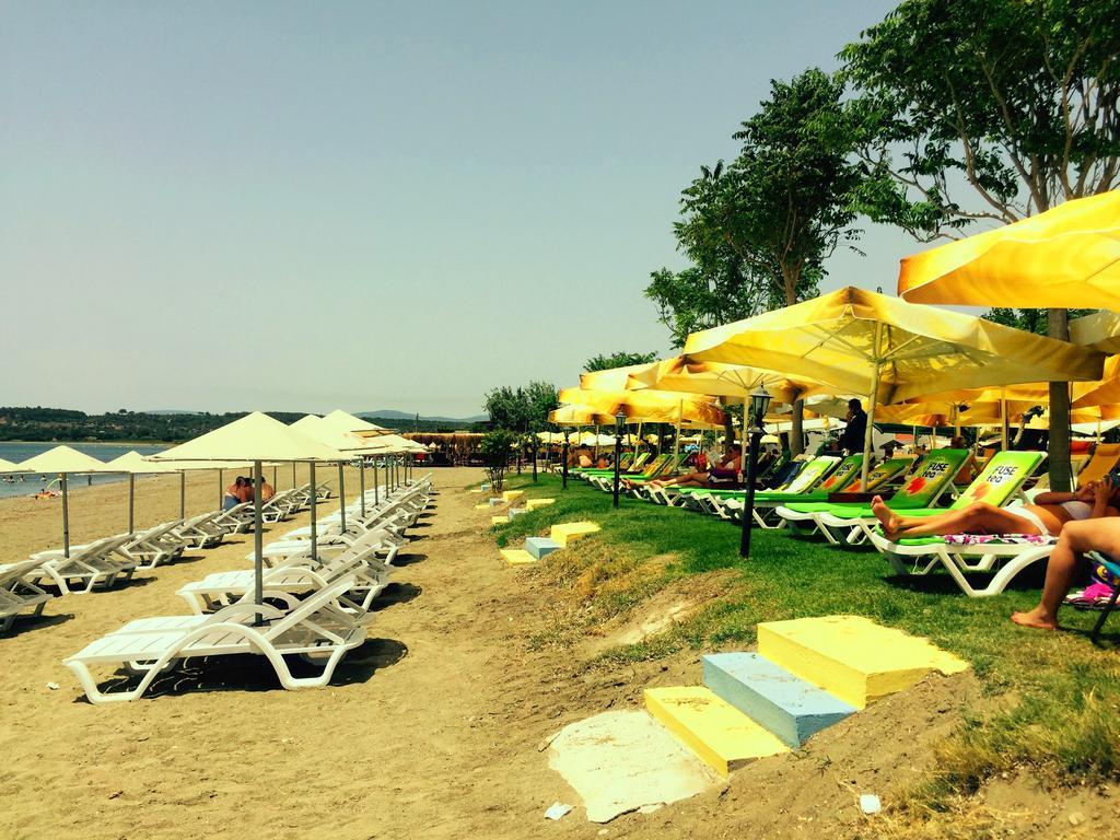 Mali Beach Aparthotel Siğacık Exteriör bild